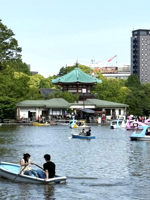 みどりの日の不忍池